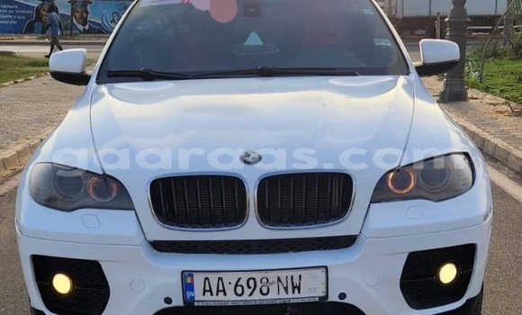 Buy Used BMW X6 White Car in Dakar in Dakar