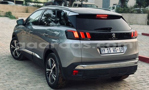 Buy Import Peugeot 3008 Green Car in Dakar in Dakar Buy Import Peugeot 3008 Green Car in Dakar in Dakar
