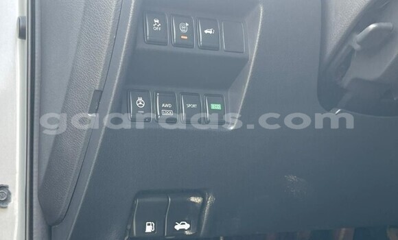 Acheter Occasion Voiture Nissan Rogue Gris à Dakar, Dakar Acheter Occasion Voiture Nissan Rogue Gris à Dakar, Dakar