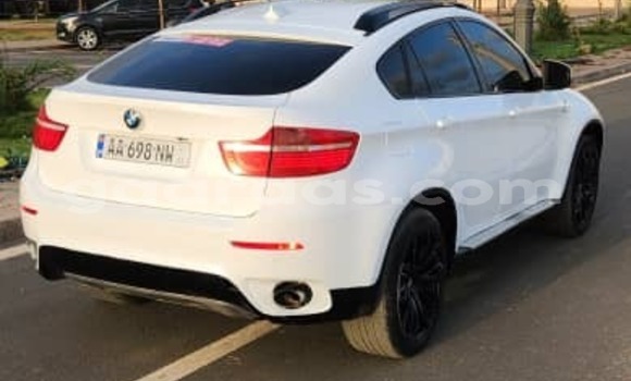 Dieundeu Occasion BMW X6 White Auto in Dakar in Dakar Dieundeu Occasion BMW X6 White Auto in Dakar in Dakar