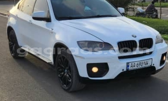 Dieundeu Occasion BMW X6 White Auto in Dakar in Dakar Dieundeu Occasion BMW X6 White Auto in Dakar in Dakar