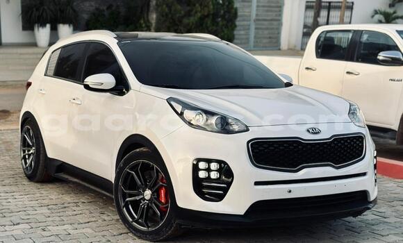 Buy Import Kia Sportage White Car in Dakar in Dakar Buy Import Kia Sportage White Car in Dakar in Dakar