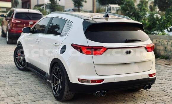 Buy Import Kia Sportage White Car in Dakar in Dakar Buy Import Kia Sportage White Car in Dakar in Dakar