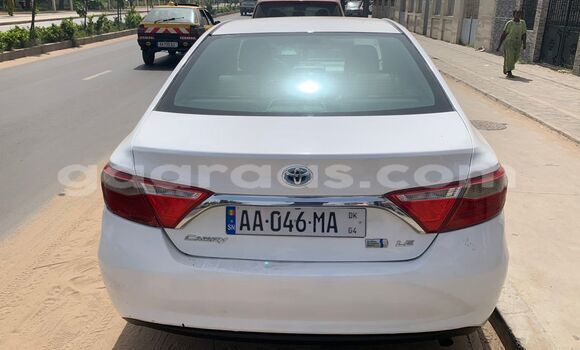 Dieundeu Occasion Toyota Camry White Auto in Dakar in Dakar Dieundeu Occasion Toyota Camry White Auto in Dakar in Dakar