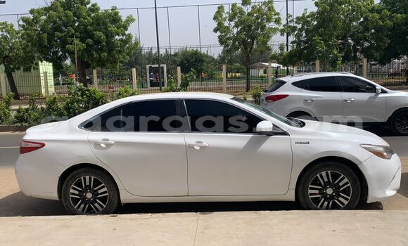Dieundeu Occasion Toyota Camry White Auto in Dakar in Dakar Dieundeu Occasion Toyota Camry White Auto in Dakar in Dakar