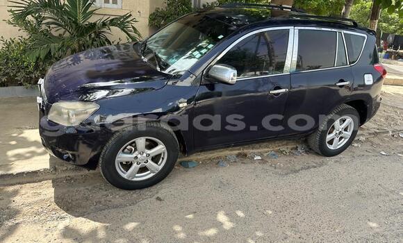 Dieundeu Occasion Toyota RAV4 Blue Auto in Dakar in Dakar Dieundeu Occasion Toyota RAV4 Blue Auto in Dakar in Dakar