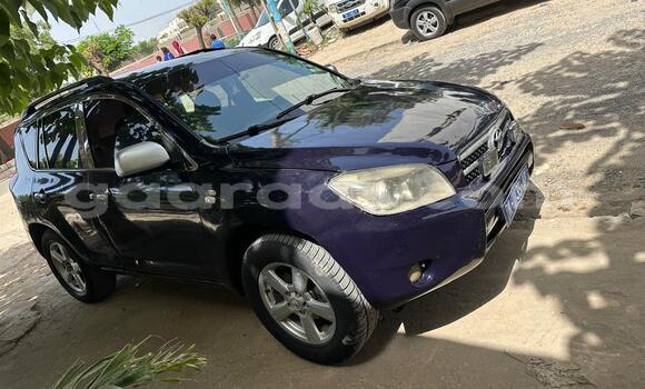 Dieundeu Occasion Toyota RAV4 Blue Auto in Dakar in Dakar Dieundeu Occasion Toyota RAV4 Blue Auto in Dakar in Dakar