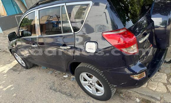 Dieundeu Occasion Toyota RAV4 Blue Auto in Dakar in Dakar Dieundeu Occasion Toyota RAV4 Blue Auto in Dakar in Dakar