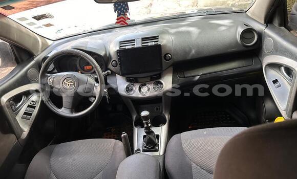 Dieundeu Occasion Toyota RAV4 Blue Auto in Dakar in Dakar Dieundeu Occasion Toyota RAV4 Blue Auto in Dakar in Dakar