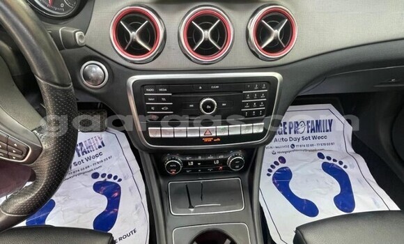 Dieundeu Occasion Mercedes‒Benz GLA-klasse Silver Auto in Dakar in Dakar Dieundeu Occasion Mercedes‒Benz GLA-klasse Silver Auto in Dakar in Dakar