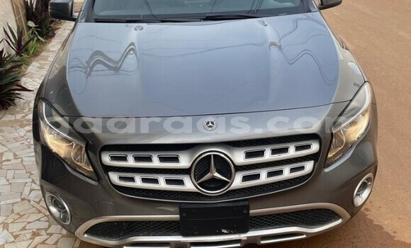 Dieundeu Occasion Mercedes‒Benz GLA-klasse Silver Auto in Dakar in Dakar Dieundeu Occasion Mercedes‒Benz GLA-klasse Silver Auto in Dakar in Dakar