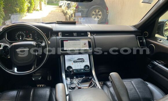 Dieundeu Occasion Range Rover Range Rover Black Auto in Dakar in Dakar Dieundeu Occasion Range Rover Range Rover Black Auto in Dakar in Dakar