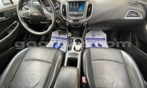 Buy Used Chevrolet Cruze White Car in Dakar in Dakar Buy Used Chevrolet Cruze White Car in Dakar in Dakar