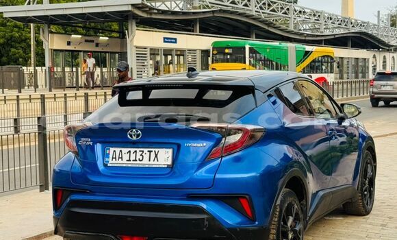 Acheter Occasion Voiture Toyota C-HR Bleu à Dakar, Dakar Acheter Occasion Voiture Toyota C-HR Bleu à Dakar, Dakar