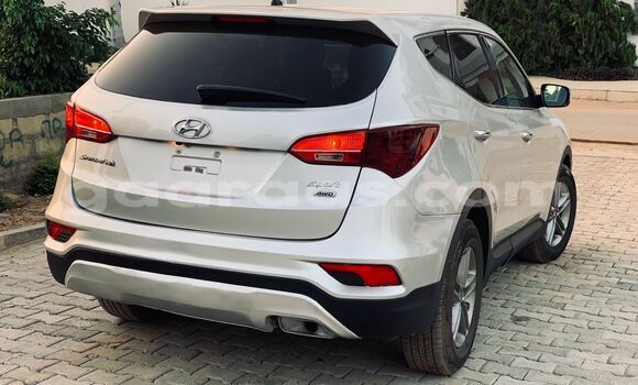 Buy Import Hyundai Santa Fe Silver Car in Dakar in Dakar Buy Import Hyundai Santa Fe Silver Car in Dakar in Dakar