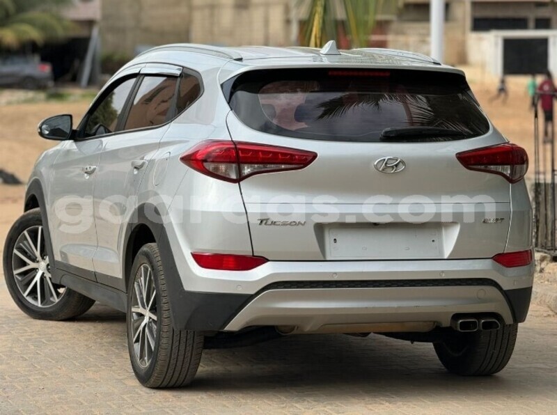 Big with watermark hyundai tucson dakar dakar 24207