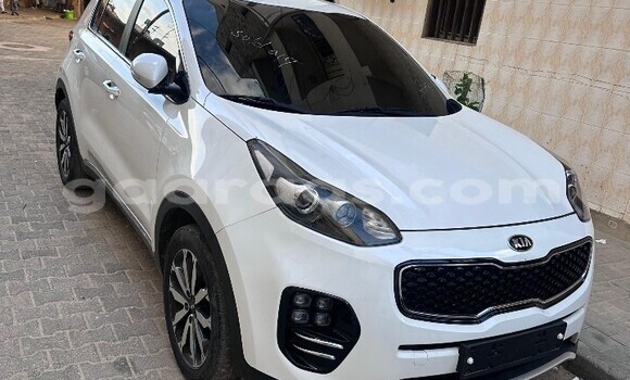 Buy Used Kia Sportage White Car in Dakar in Dakar Buy Used Kia Sportage White Car in Dakar in Dakar
