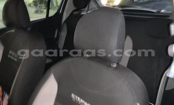 Dieundeu Occasion Dacia Sandero White Auto in Dakar in Dakar Dieundeu Occasion Dacia Sandero White Auto in Dakar in Dakar