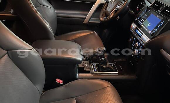 Acheter Occasion Voiture Toyota Prado Blanc à Dakar, Dakar Acheter Occasion Voiture Toyota Prado Blanc à Dakar, Dakar