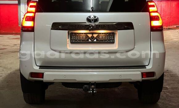 Acheter Occasion Voiture Toyota Prado Blanc à Dakar, Dakar Acheter Occasion Voiture Toyota Prado Blanc à Dakar, Dakar