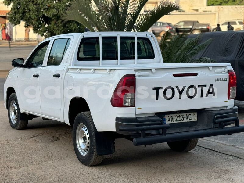 Big with watermark toyota hilux dakar dakar 24226