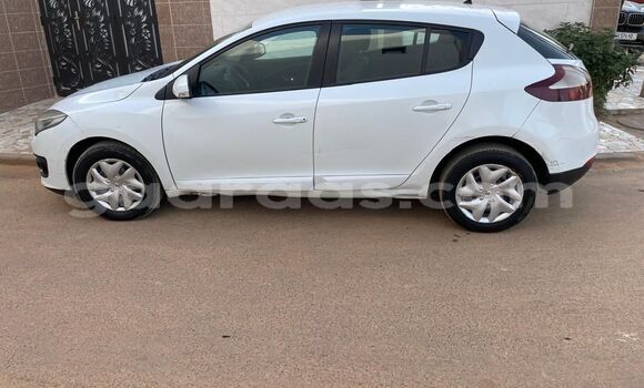 Buy Used Renault Megane White Car in Dakar in Dakar Buy Used Renault Megane White Car in Dakar in Dakar