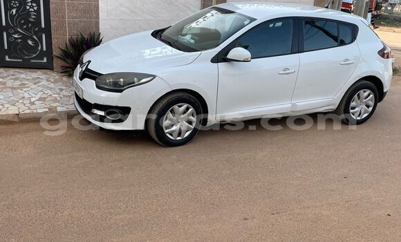 Buy Used Renault Megane White Car in Dakar in Dakar Buy Used Renault Megane White Car in Dakar in Dakar