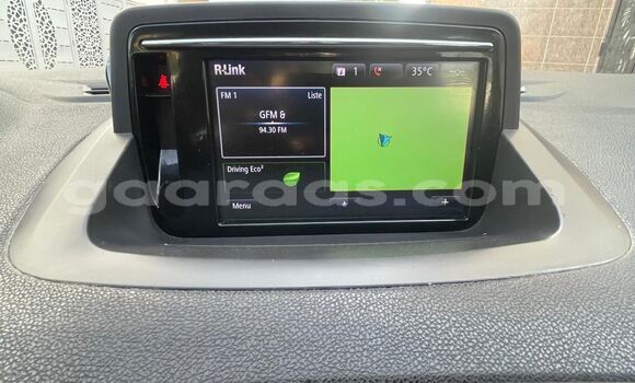 Buy Used Renault Megane White Car in Dakar in Dakar Buy Used Renault Megane White Car in Dakar in Dakar