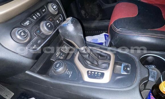 Buy Used Jeep Cherokee Black Car in Dakar in Dakar Buy Used Jeep Cherokee Black Car in Dakar in Dakar