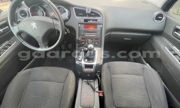 Buy Used Peugeot 5008 Black Car in Dakar in Dakar Buy Used Peugeot 5008 Black Car in Dakar in Dakar