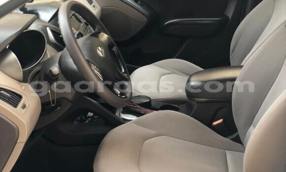 Acheter Occasion Voiture Hyundai Tucson Blanc à Dakar, Dakar Acheter Occasion Voiture Hyundai Tucson Blanc à Dakar, Dakar