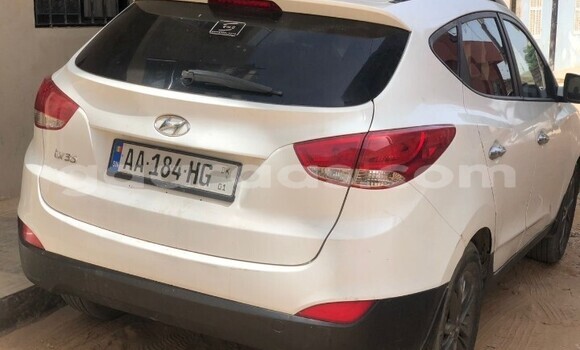 Acheter Occasion Voiture Hyundai Tucson Blanc à Dakar, Dakar Acheter Occasion Voiture Hyundai Tucson Blanc à Dakar, Dakar