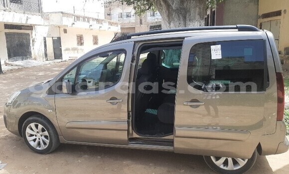 Dieundeu Occasion Peugeot Partner Other Auto in Dakar in Dakar Dieundeu Occasion Peugeot Partner Other Auto in Dakar in Dakar