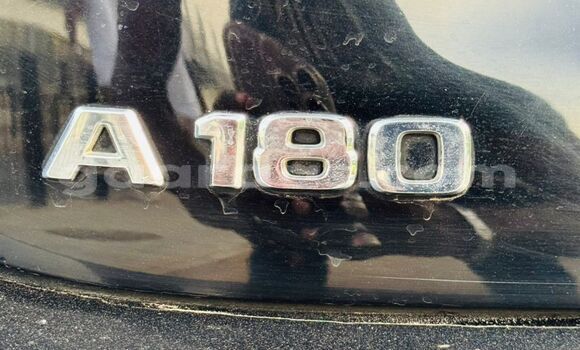 Dieundeu Occasion Mercedes‒Benz C–Class Black Auto in Dakar in Dakar Dieundeu Occasion Mercedes‒Benz C–Class Black Auto in Dakar in Dakar