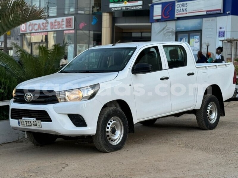 Big with watermark toyota hilux dakar dakar 24277