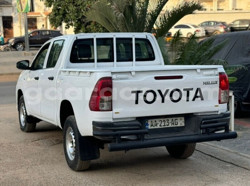 Big with watermark toyota hilux dakar dakar 24277