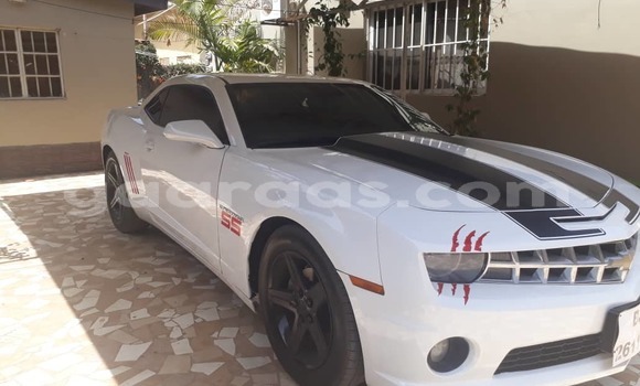 Dieundeu Occasion Chevrolet Camaro White Auto in Dakar in Dakar Dieundeu Occasion Chevrolet Camaro White Auto in Dakar in Dakar