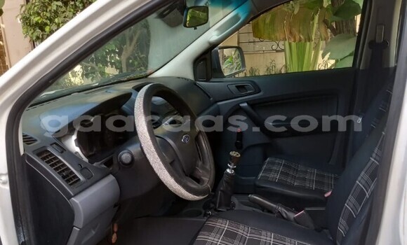 Acheter Occasion Voiture Ford Ranger Blanc à Dakar, Dakar Acheter Occasion Voiture Ford Ranger Blanc à Dakar, Dakar