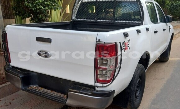 Acheter Occasion Voiture Ford Ranger Blanc à Dakar, Dakar Acheter Occasion Voiture Ford Ranger Blanc à Dakar, Dakar