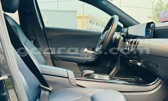 Dieundeu Occasion Mercedes‒Benz A–Class Black Auto in Dakar in Dakar Dieundeu Occasion Mercedes‒Benz A–Class Black Auto in Dakar in Dakar
