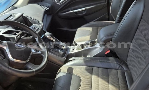 Dieundeu Occasion Ford Escape Red Auto in Dakar in Dakar Dieundeu Occasion Ford Escape Red Auto in Dakar in Dakar