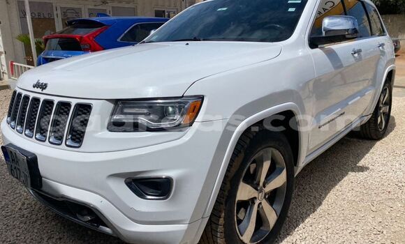 Acheter Occasion Voiture Jeep Grand Cherokee Blanc à Dakar, Dakar Acheter Occasion Voiture Jeep Grand Cherokee Blanc à Dakar, Dakar