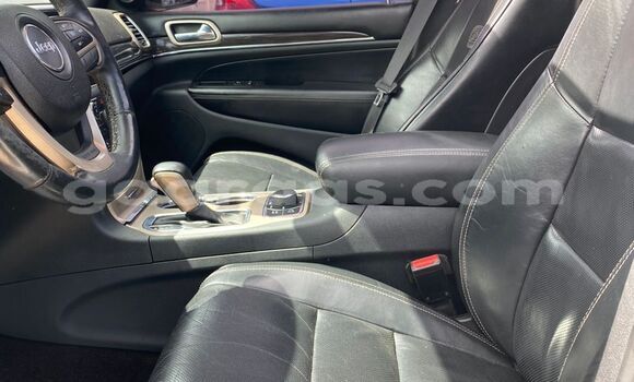 Acheter Occasion Voiture Jeep Grand Cherokee Blanc à Dakar, Dakar Acheter Occasion Voiture Jeep Grand Cherokee Blanc à Dakar, Dakar