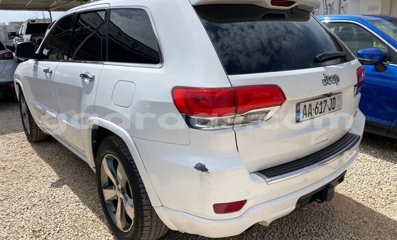 Acheter Occasion Voiture Jeep Grand Cherokee Blanc à Dakar, Dakar Acheter Occasion Voiture Jeep Grand Cherokee Blanc à Dakar, Dakar