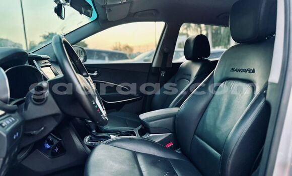 Dieundeu Imported Hyundai Santa Fe Silver Auto in Dakar in Dakar Dieundeu Imported Hyundai Santa Fe Silver Auto in Dakar in Dakar