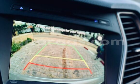 Dieundeu Imported Hyundai Santa Fe Silver Auto in Dakar in Dakar Dieundeu Imported Hyundai Santa Fe Silver Auto in Dakar in Dakar