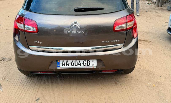 Acheter Occasion Voiture Citroen C4 Aircross Brown à Thiès, Région de Thiès Acheter Occasion Voiture Citroen C4 Aircross Brown à Thiès, Région de Thiès
