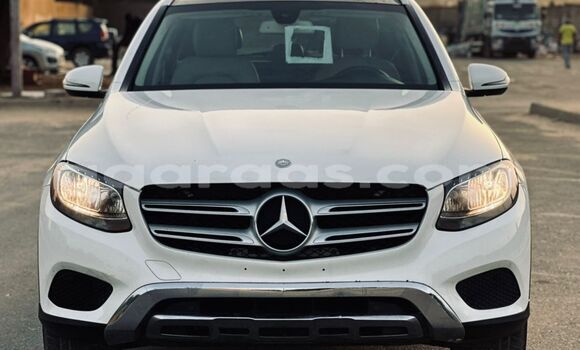 Acheter Import Voiture Mercedes‒Benz GLC Blanc à Dakar, Dakar