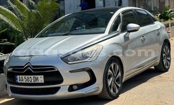 Dieundeu Occasion Citroen DS5 Silver Auto in Dakar in Dakar Dieundeu Occasion Citroen DS5 Silver Auto in Dakar in Dakar