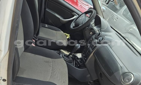 Dieundeu Occasion Renault Duster White Auto in Dakar in Dakar Dieundeu Occasion Renault Duster White Auto in Dakar in Dakar